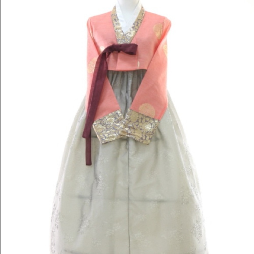 BRAND NEW WOMENS CLASSY HANBOK